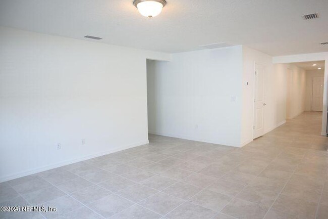 Building Photo - 5423 Bullseye Cir