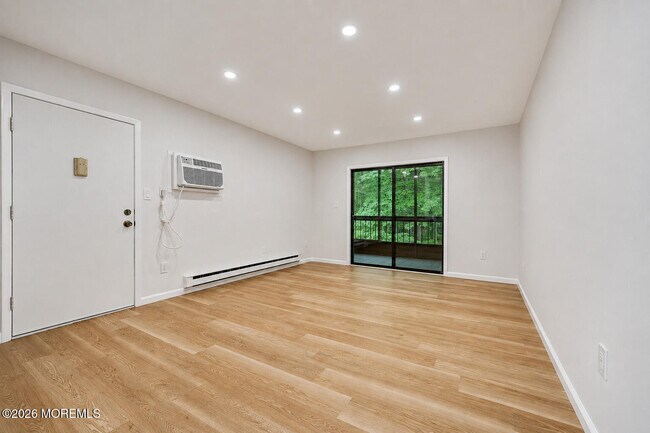 Building Photo - 99 Arrowood Rd