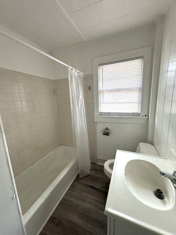 Building Photo - 7203 Porcher Dr