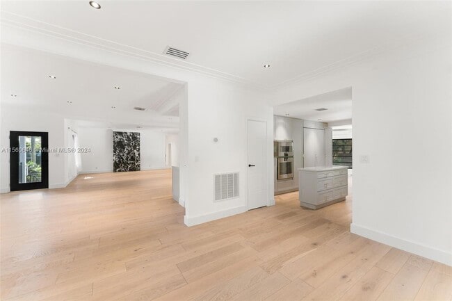 Building Photo - 4444 Adams Ave