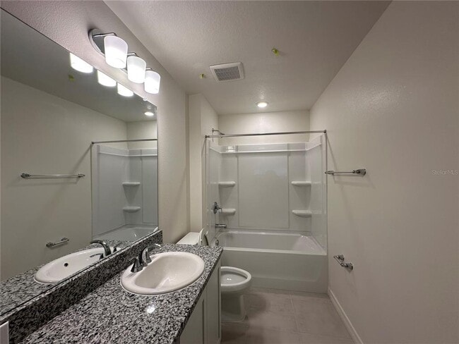 Building Photo - 37411 Roanoke River Wy