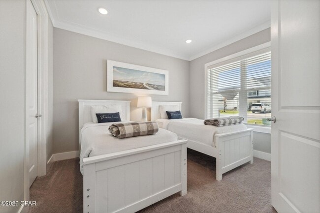 Building Photo - 712 Landing Cir