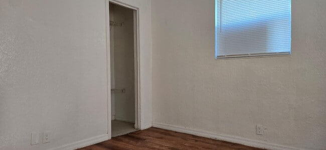 Building Photo - 112 Newton Rd