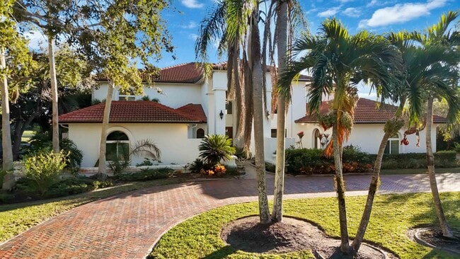 Building Photo - Luxury Golf Course Rental with private movie theater and ideal for entertaining large groups