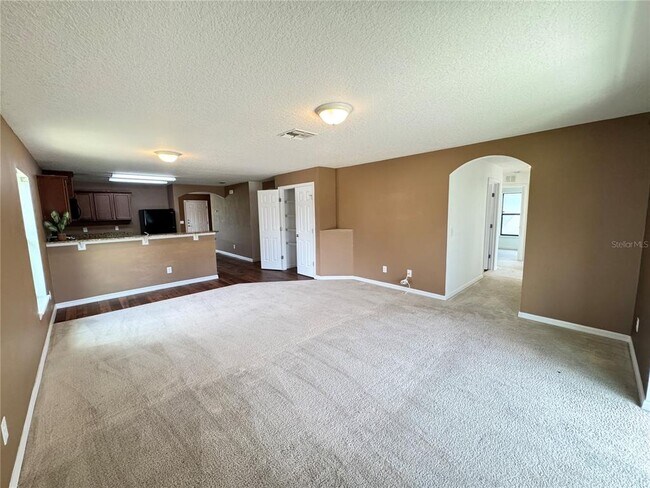 Building Photo - 1090 Woodlark Dr