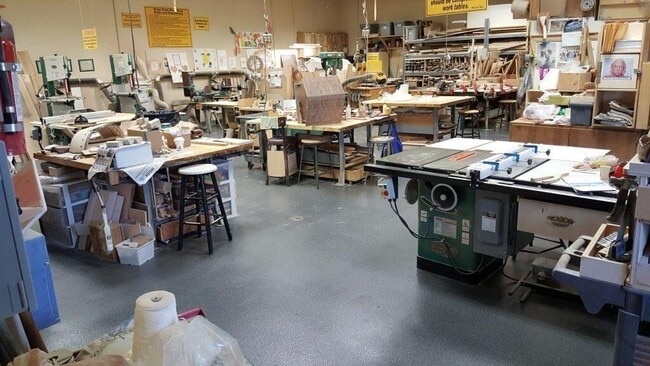 Building Photo - 124 Normandy Ln