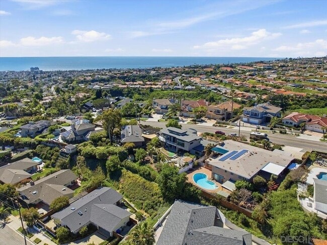 Building Photo - 5447 Soledad Rd