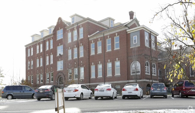 Building Photo - Mt. Nazareth Commons