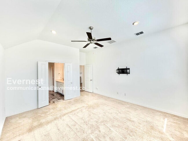 Building Photo - 7204 Black Cherry Ln