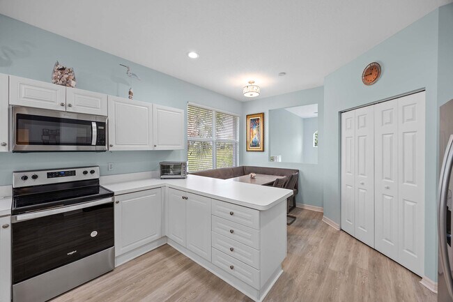 Building Photo - 8365 Whisper Trace Way