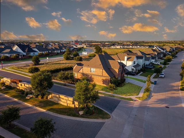 Building Photo - 764 Tallgrass Dr