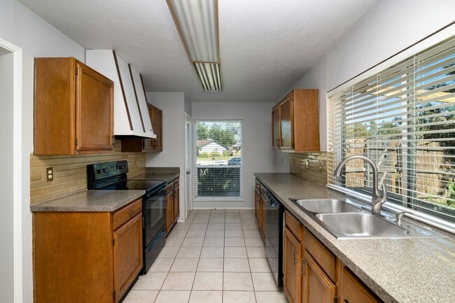 Building Photo - 3 Bedroom on Cul da Sac