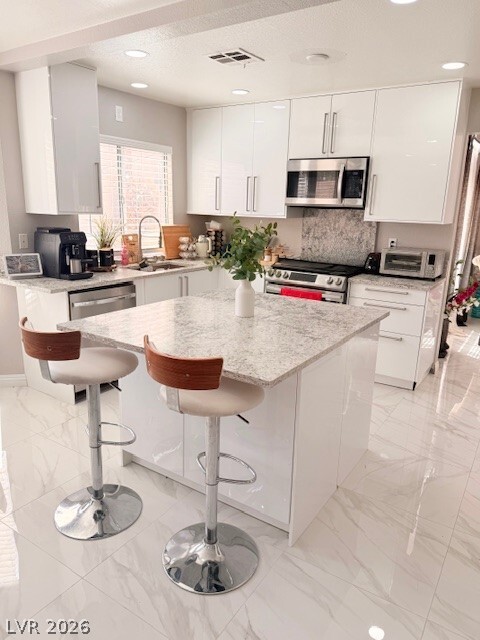 Building Photo - 714 Rusty Spur Dr