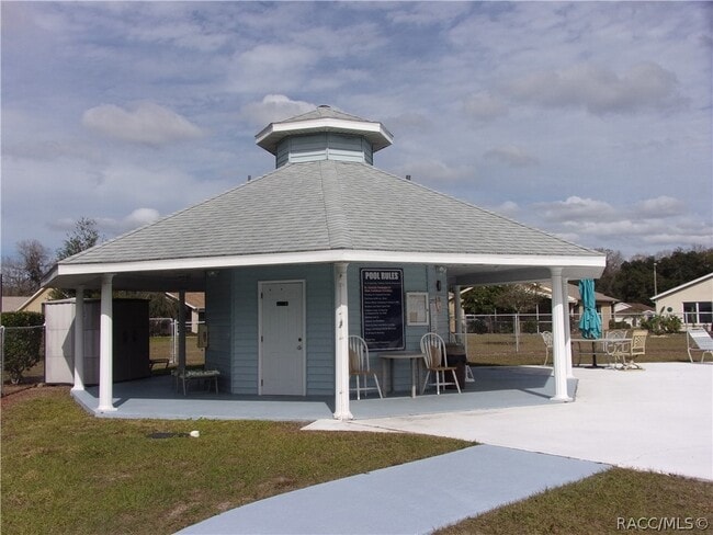 Building Photo - 1018 Pritchard Island Rd