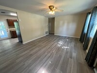 Building Photo - 2/2.5 Brick Home in the Heart of Batesville