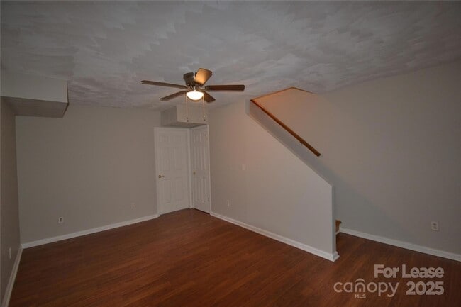 Building Photo - 9024 McElroy Rd
