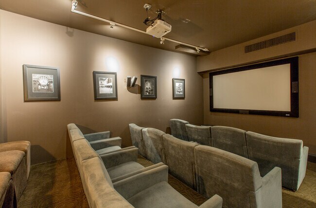 Building Photo - 1131 Stringers Ridge Rd