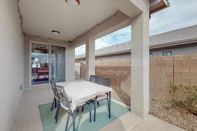 Building Photo - 450 Michael Ave SW