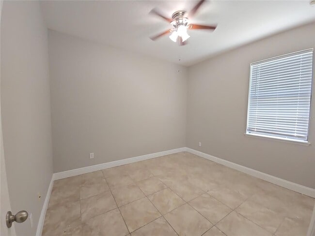 Building Photo - 5201 Sunset Canyon Dr