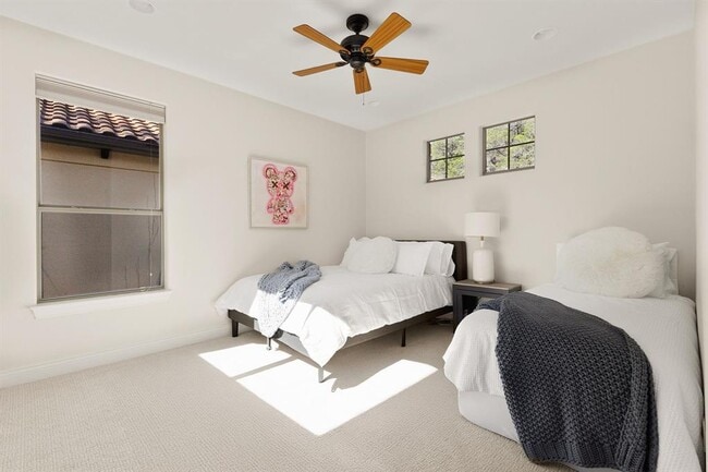 Building Photo - 3113 Ski Shores Terrace