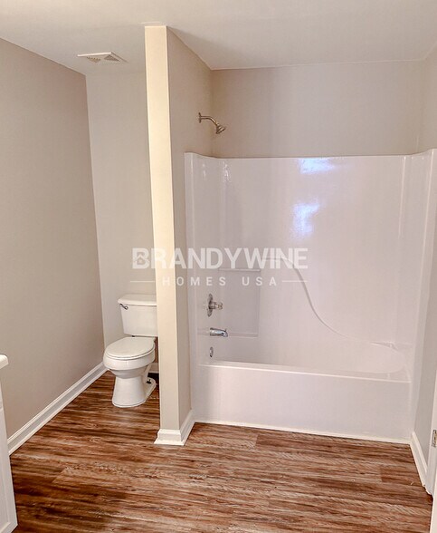 Building Photo - 6417 Harvester Cir
