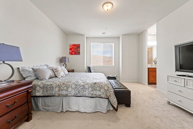 Building Photo - 4928 Black Falcon Way