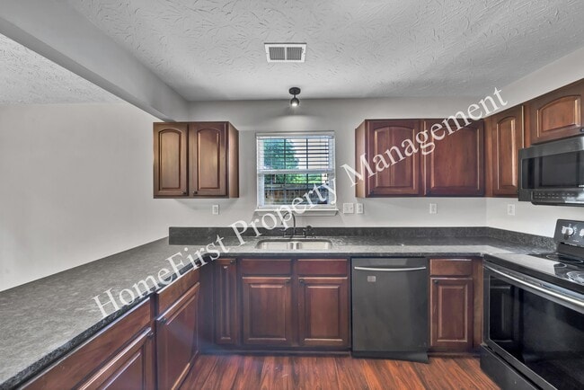 Building Photo - 860 Hidden Stream Dr