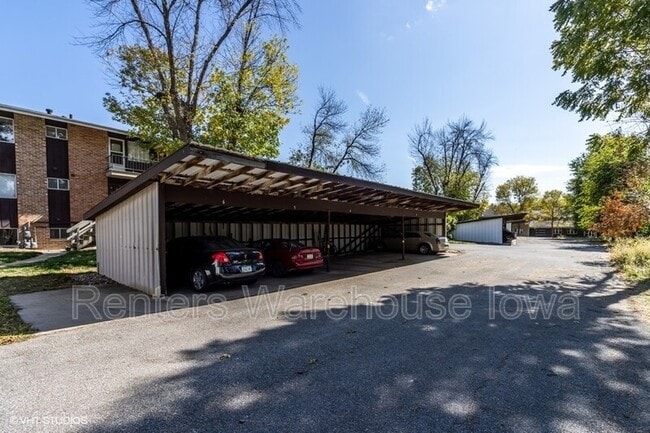 Building Photo - 1003 Parkway Dr