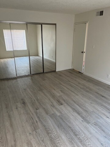 Bedroom - 540 N May