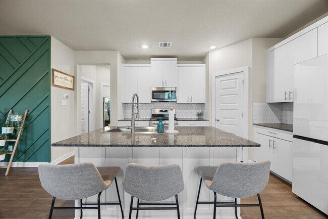 Building Photo - 2809 Stone Branch Dr