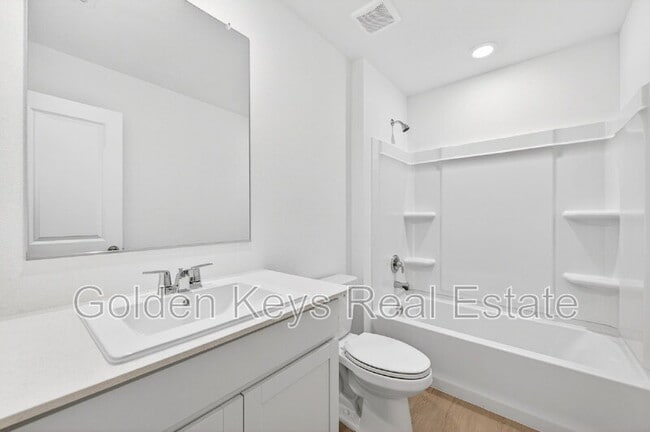 Building Photo - 10212 Regal Bend Ln