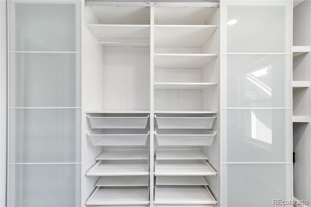 Building Photo - 2645 S Xanadu Way