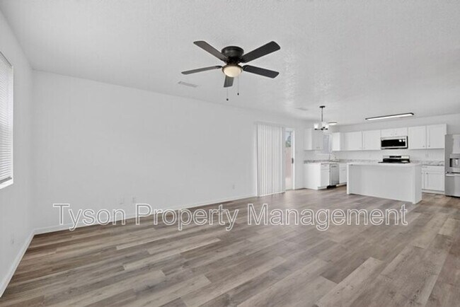 Building Photo - 10339 Vendaval Ave NW