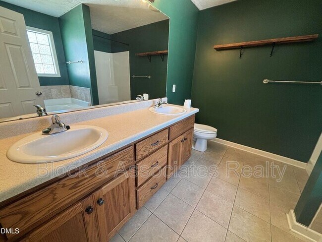 Building Photo - 2228 Stornoway Ct