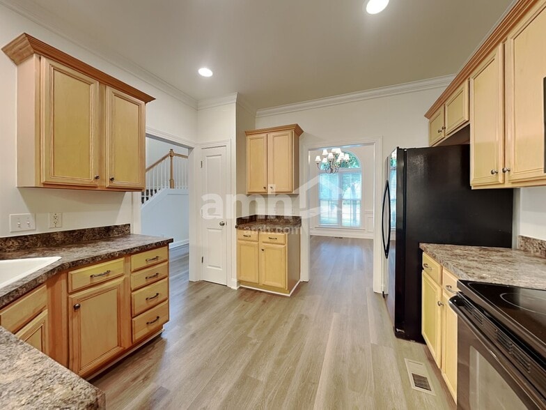 Building Photo - 4610 Baylor St