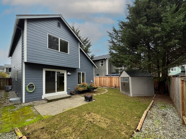 Building Photo - 3 Bedroom  2 Bath Home in Desirable Maple Valley