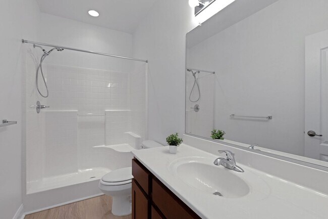 Building Photo - Stunning 3BR/3.5BA Townhome | 2,300+ Sq Ft...