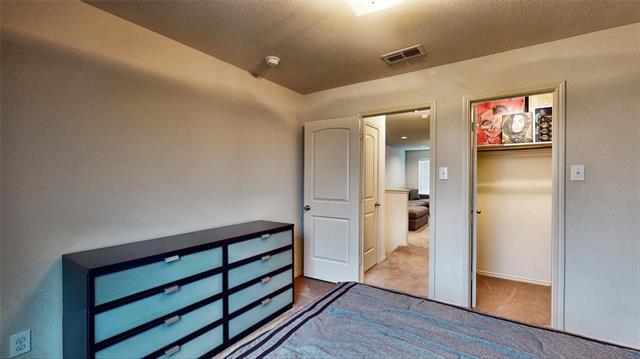 Building Photo - 8657 Star Thistle Dr