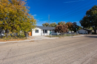 Building Photo - 924 E Georgia Ave