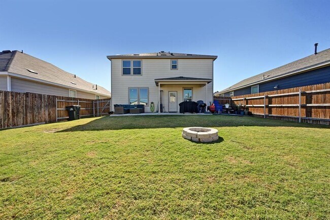 Building Photo - 317 Black Alder St