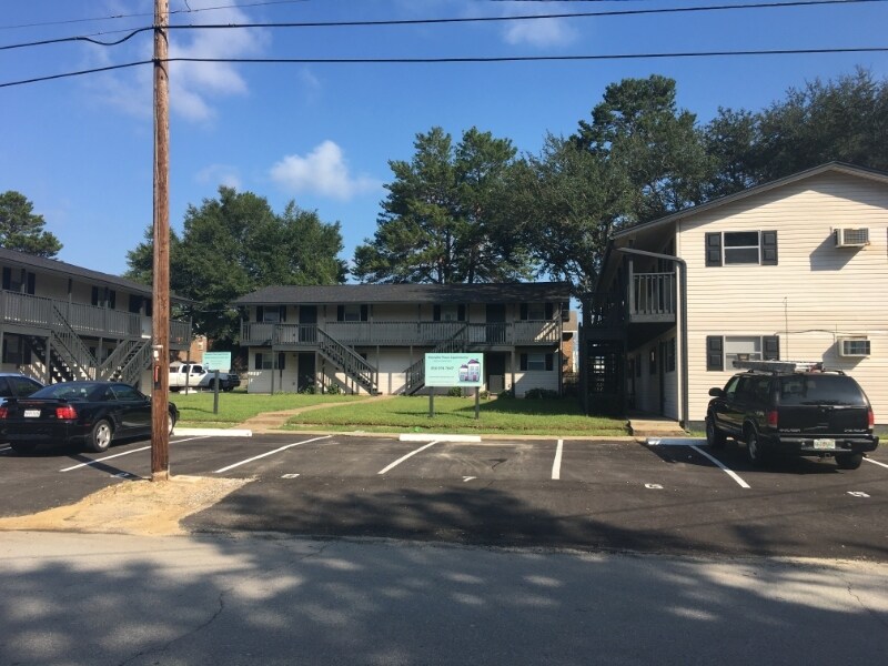 Building Photo - 1409 29th St