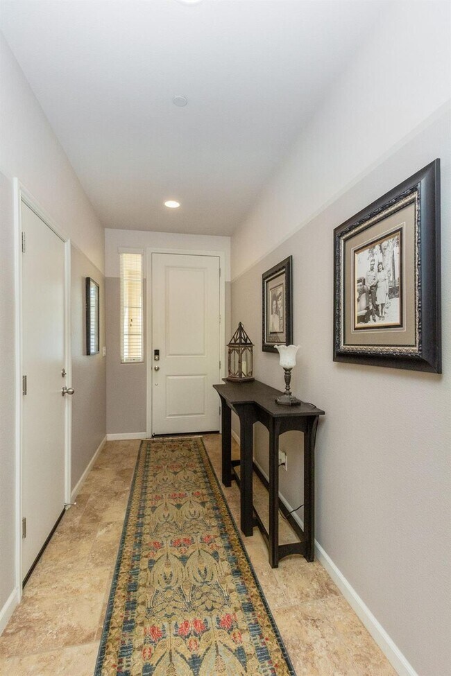 Building Photo - 1332 Joy Dr