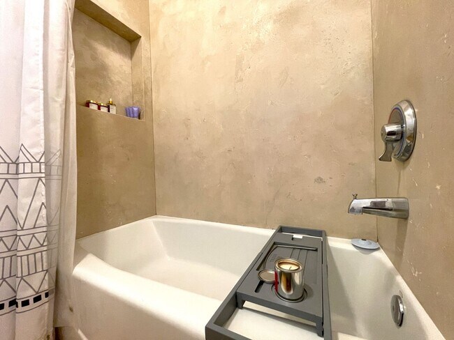 Building Photo - Custom 3-Bed, 2.5 -Bath Retreat with Luxury Features in Reseda