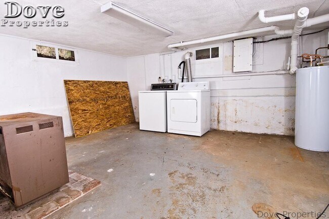 Building Photo - Coming Soon: 2BR+, 1BA (Please do not apply without speaking with us first.)