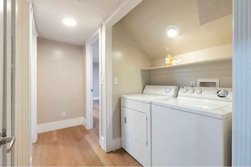 Building Photo - 265 S 900 W