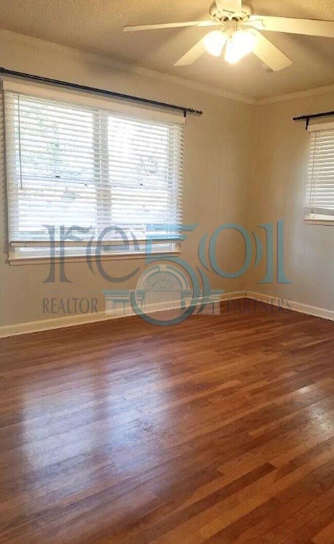 Building Photo - **Stunning New Rental Opportunity in Park Hill!**