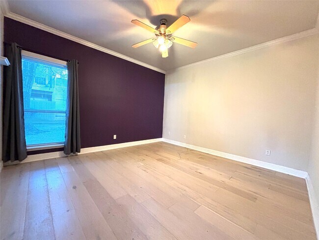 Building Photo - 7900 N Stadium Dr