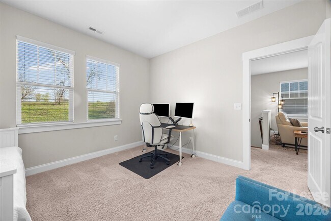 Building Photo - 522 Spring Landing Dr