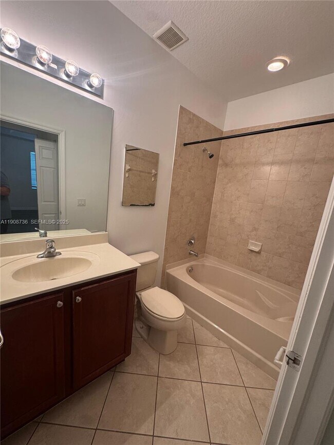 Building Photo - 11605 NW 89th St