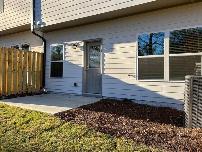 Building Photo - 1391 Ben Park Way